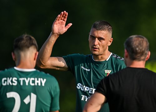 Prezentacja zespołu i.. koszulek!