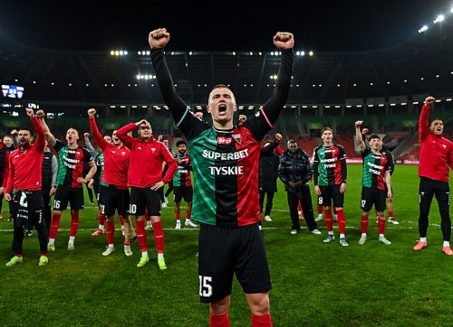 Nowa umowa Bierońskiego