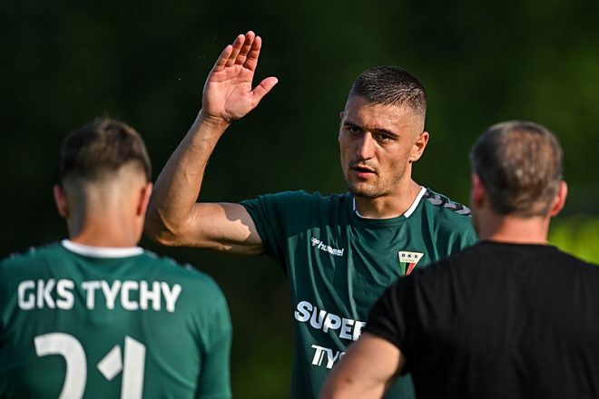 Prezentacja zespołu i.. koszulek!